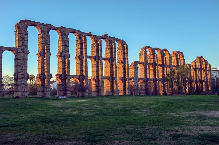 Roman Aqueduct in Mérida Spain at sunset – travel tips for first-time visitors